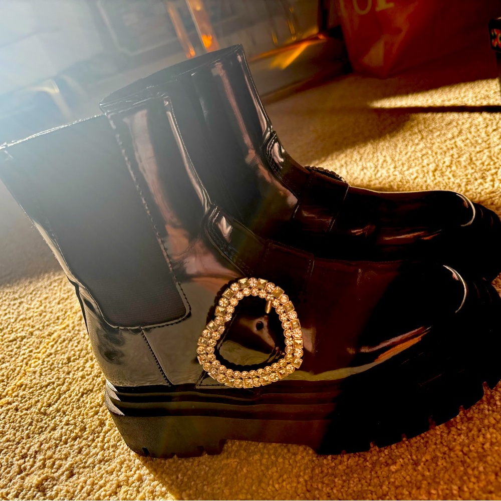 Black Zara kids boots